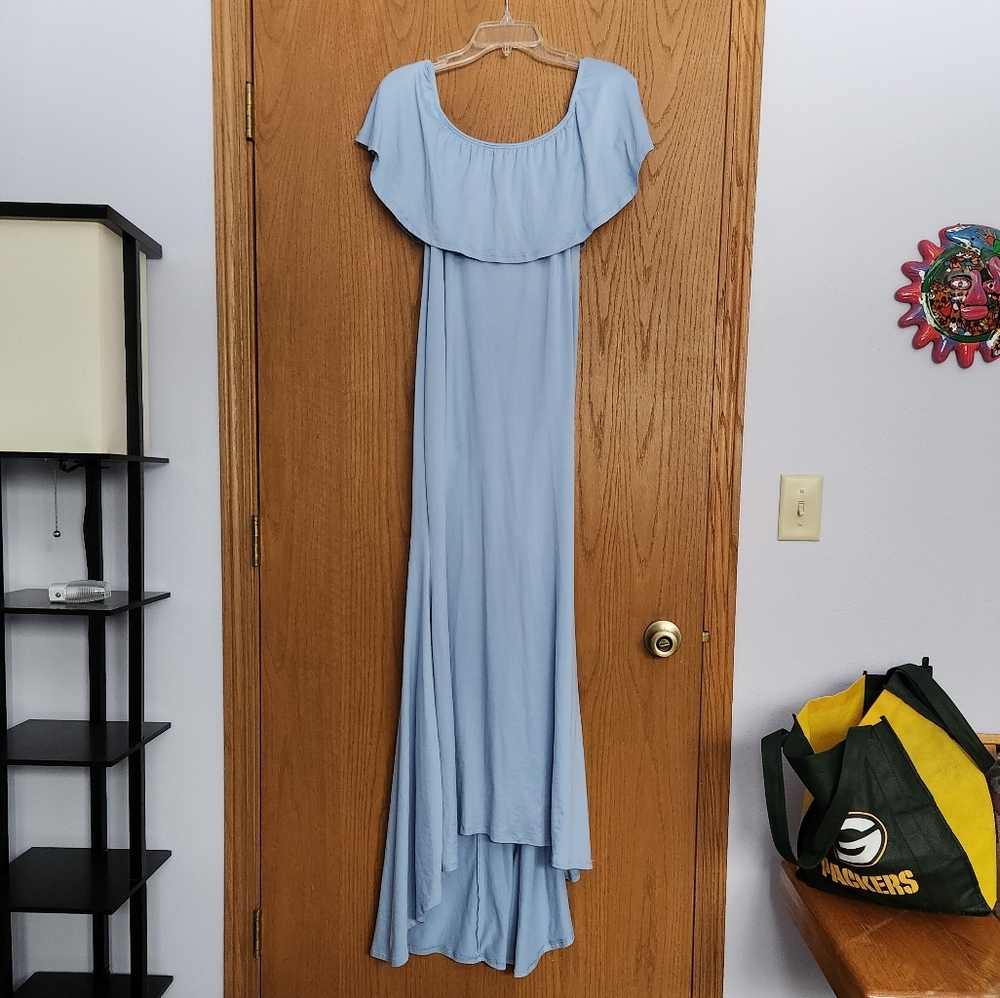 Elegant Light Blue Maxi Dress